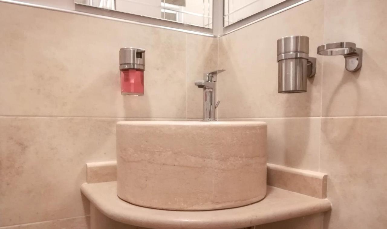 A.J. B&B Lesina Dış mekan fotoğraf
